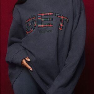 SET ACTIVE- Tartan Crewneck Sweatshirt (Size Large)